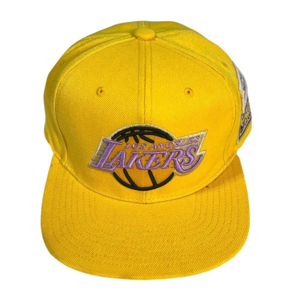 Mitchell & Ness NBA 1976-00 Los‎ Angeles Lakers Hat HWC Gold ADULT ONE SIZE